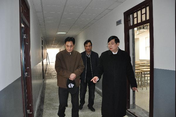 范书记视察工地 范书记视察工地